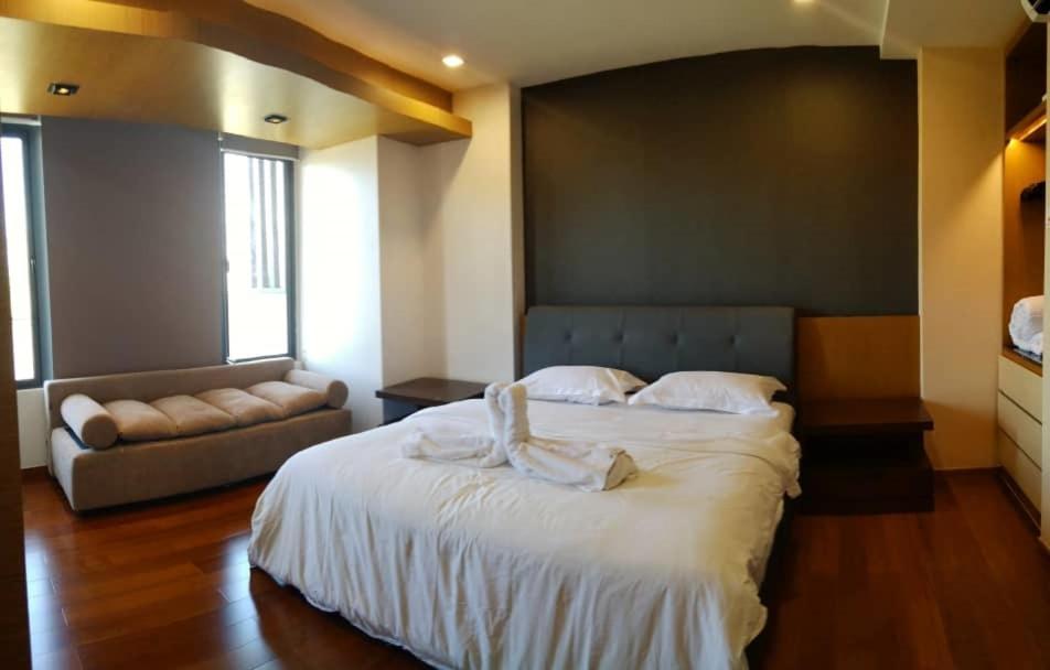 B.Suites 21 Kota Kinabalu Exteriör bild